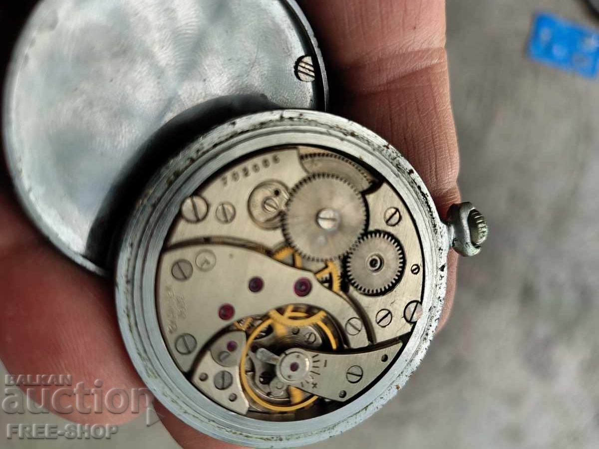 Delivery of Molnija pocket watch - Working