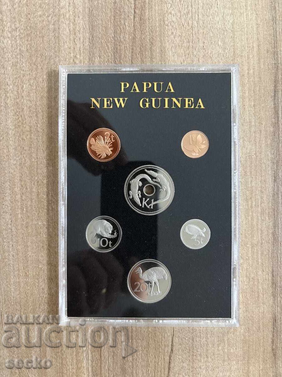 Auction  Papua New Guinea - Set (proof) (1981)