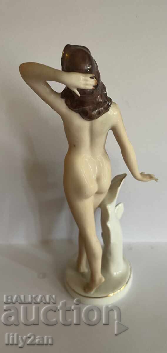 Auction  Porcelain figure