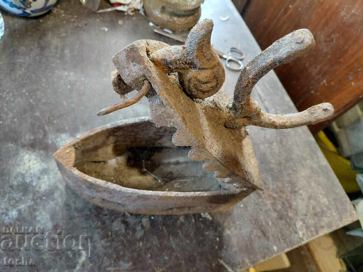 Auction  Old iron, for restoration or parts
