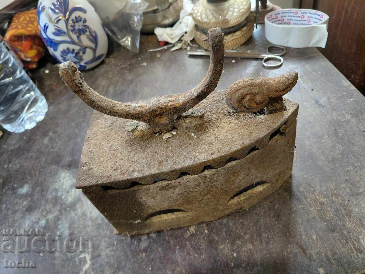 Old iron, for restoration or parts