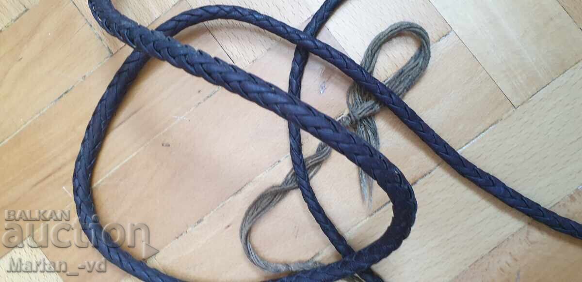 Bici din piele de vițel neagră stil Indiana Jones cu preț € 50.00 | 97.79 BGN