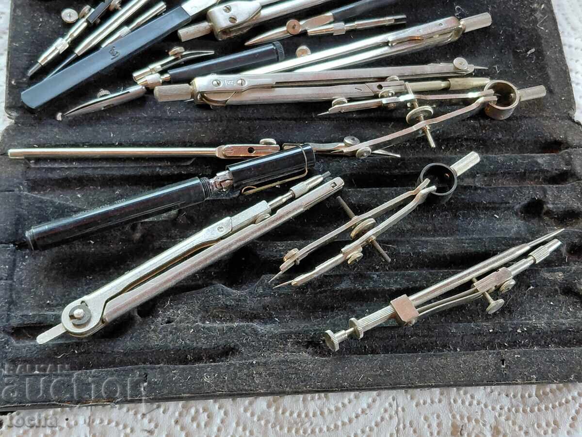 Δημοπρασία παλιά σχεδιαστικά εργαλεία, διατηρημένα