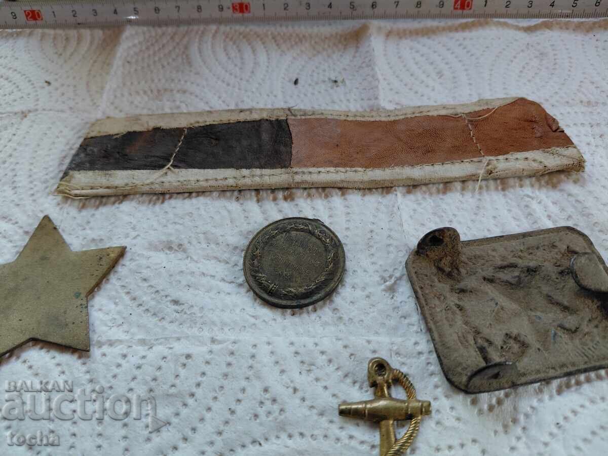Παράδοση παλαιά στρατιωτικά αντικείμενα και αξεσουάρ, διάφορα