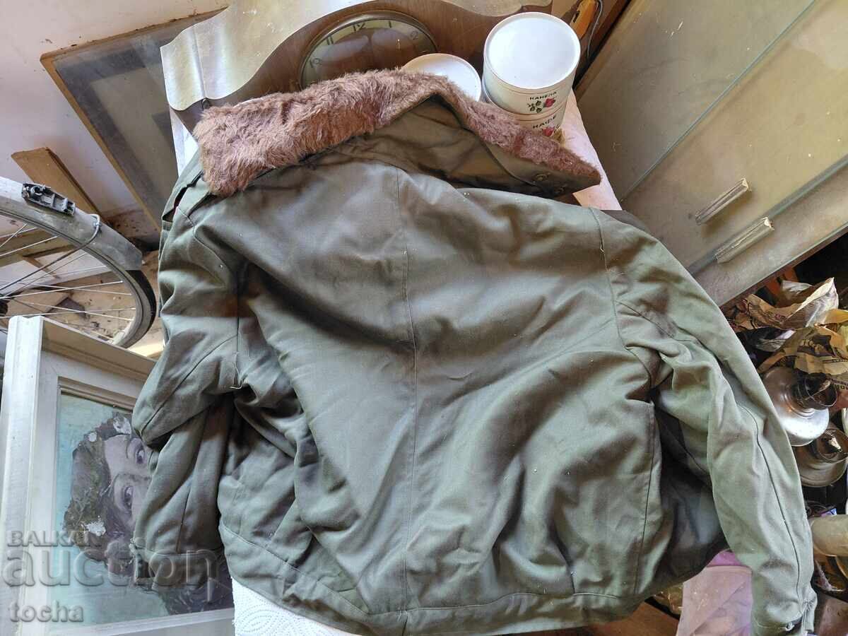 старо военно яке ГО - 5
