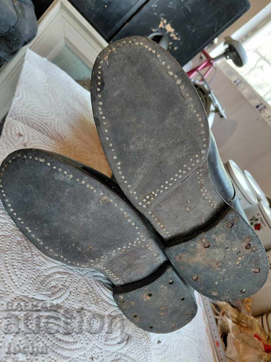 Delivery of old military boots