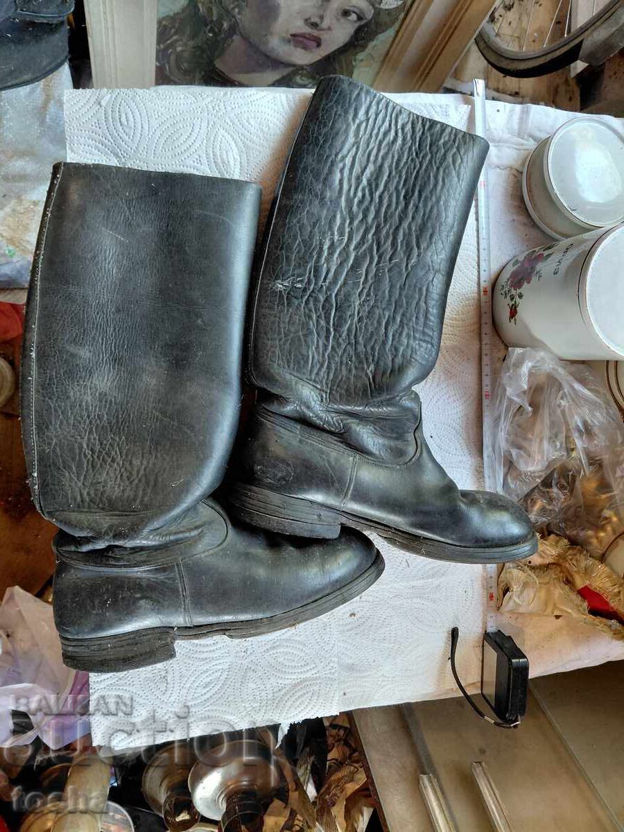 old military boots