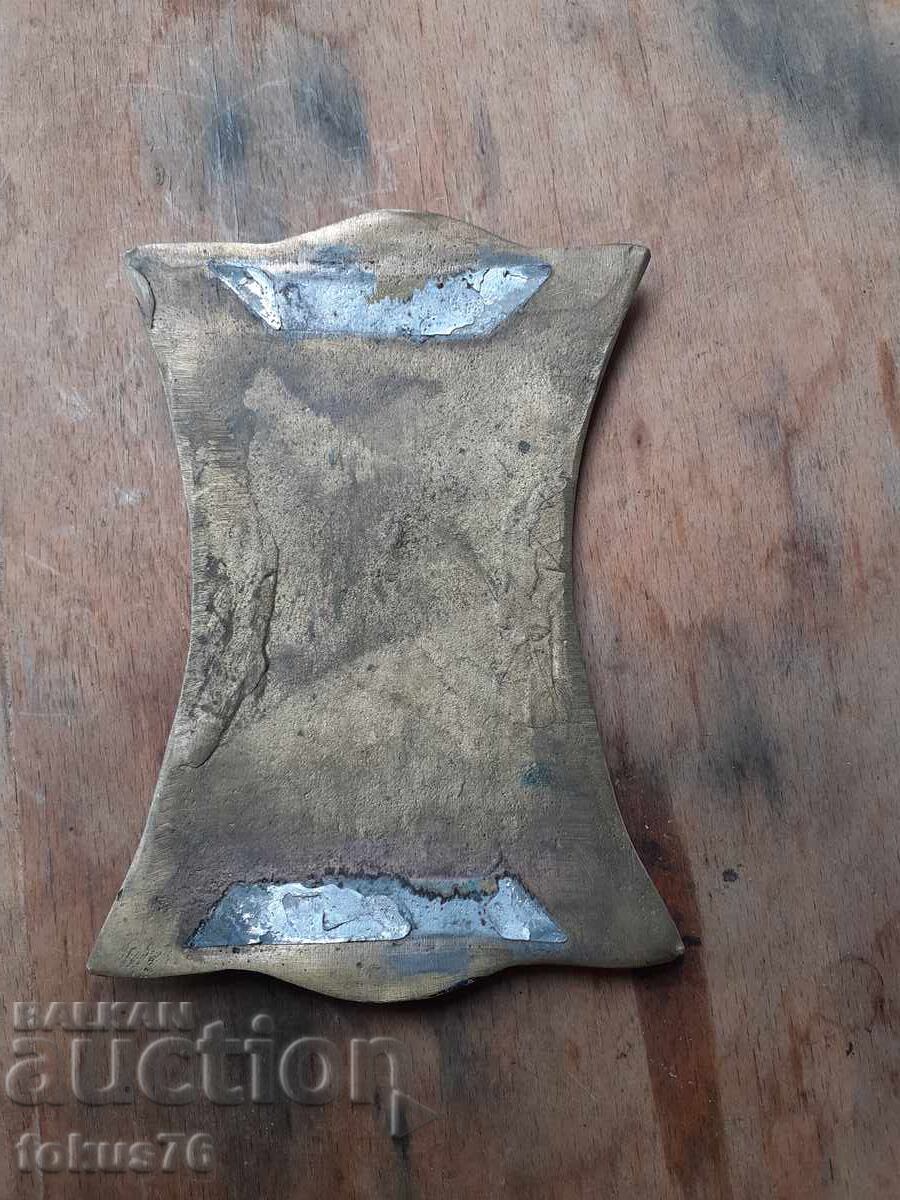 Licitație Veche turnătură din bronz masiv cu email, vultur bicefal