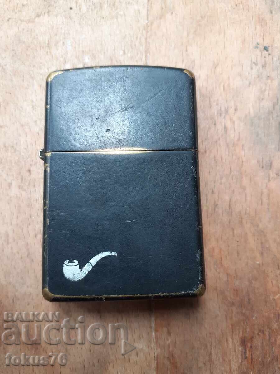 Brichetă americană originală Zippo pentru pipă cu preț € 44.00 | 86.06 BGN