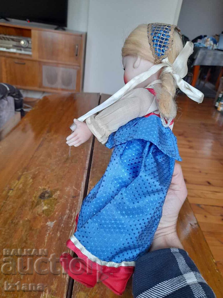 Παράδοση Παλιά κούκλα