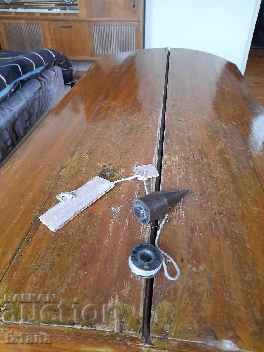 Delivery of Old plumb line