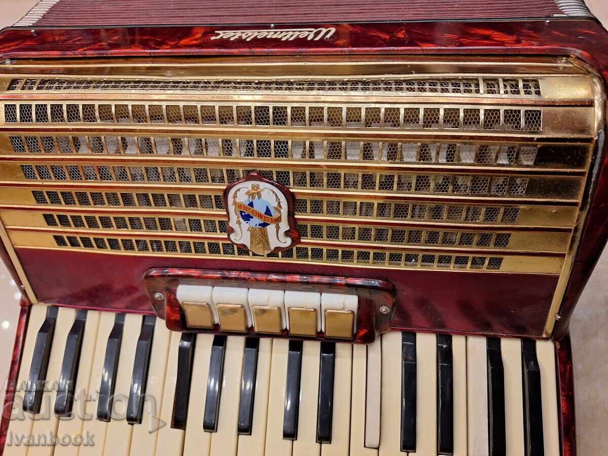 Acordeon Weltmeister cu preț € 49.00 | 95.84 BGN