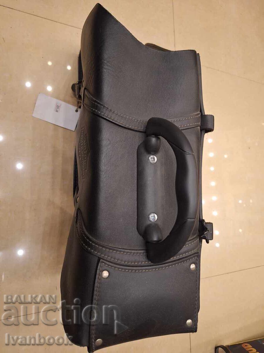 Аукцион Кожена чанта за матор Harley Davidson