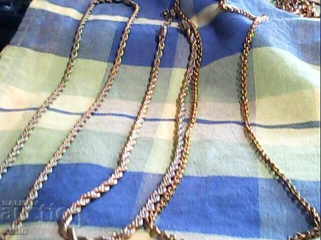 Παρτίδα επιχρυσωμένων κοσμημάτων περίπου 150γρ με τιμή € 15.00 | 29.34 BGN