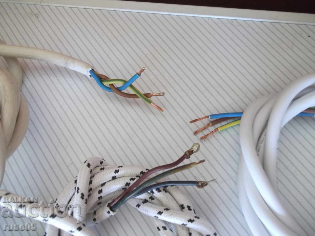 Лот от 3 бр. кабела за удължители с цена € 5.11 | 9.99 лв.