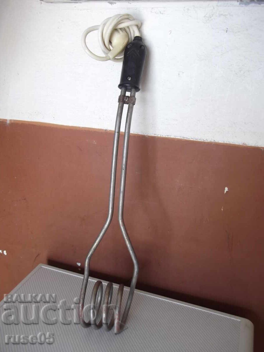 Fierbător "Elprom - 2000 W" bulgăresc din perioada socialistă, funcțional cu preț € 10.23 | 20.01 BGN