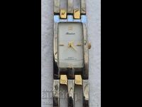 RONIKA QUARTZ JAPAN RARE I DON'T KNOW IF IT WORKS BZC !!!!