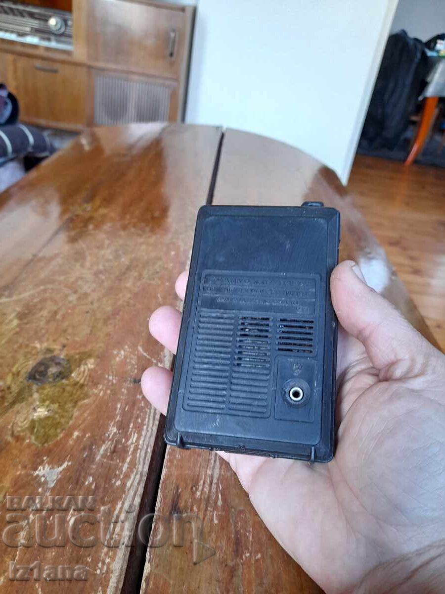 Аукцион Старо радио,радиоприемник Sanyo