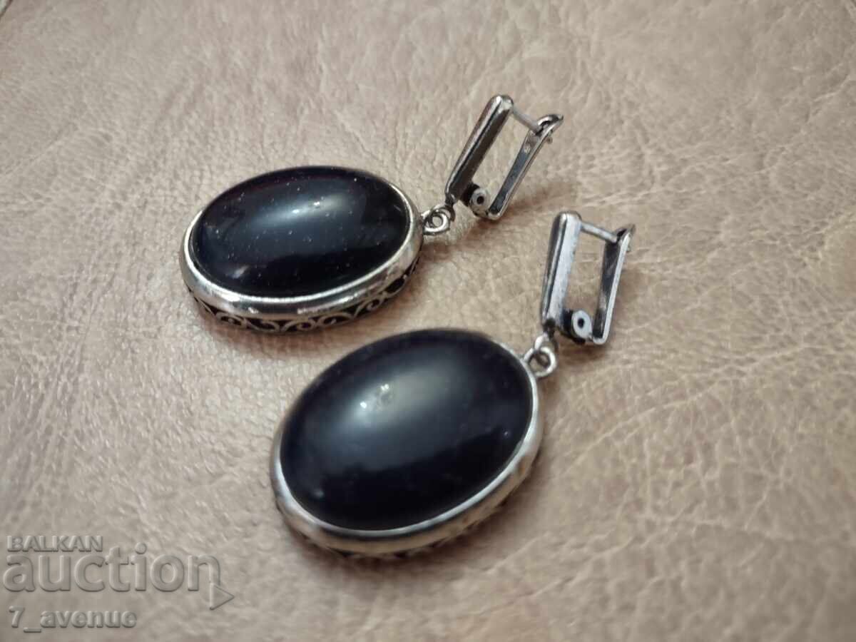 Доставка на ОБИЦИ празнични, красиви, много стилни, обемни