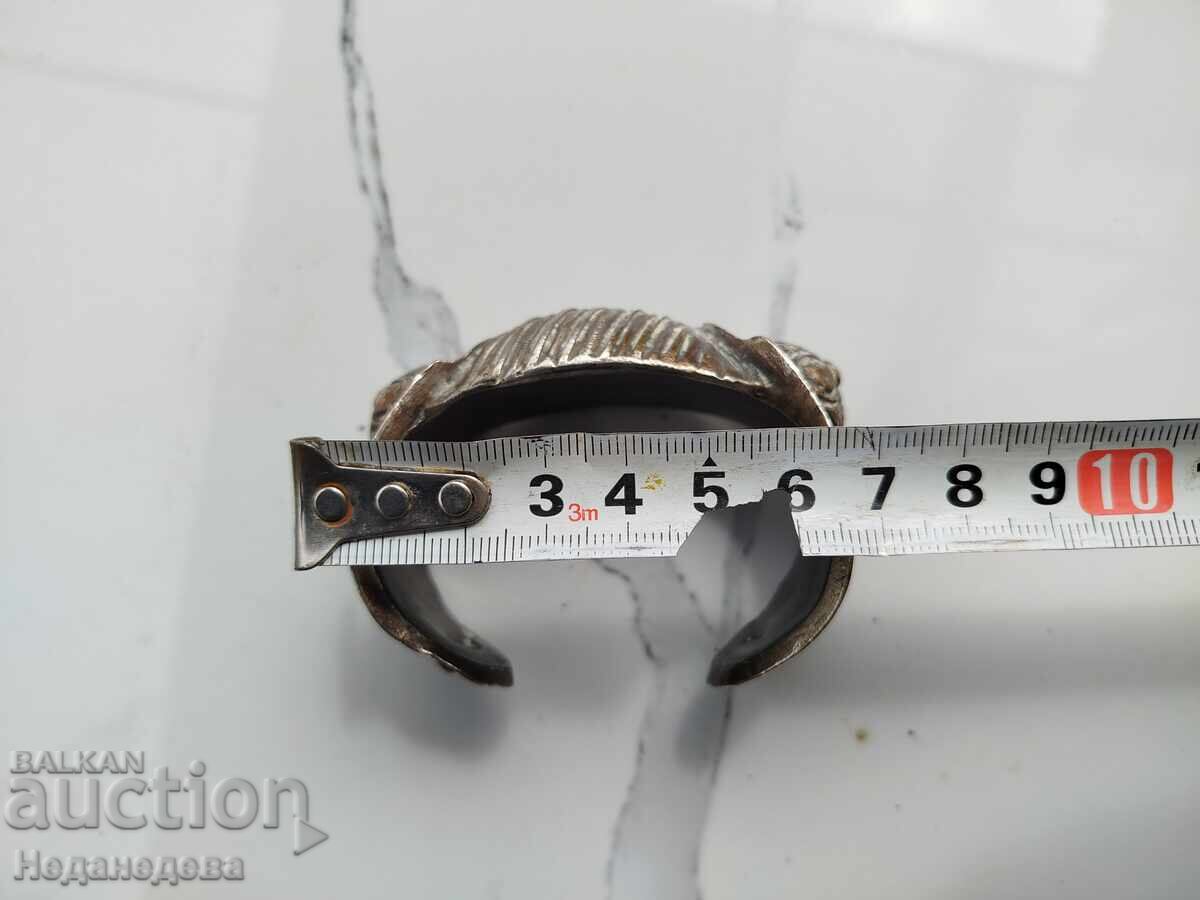 Brățară, praștie, bijuterie cu preț € 15.00 | 29.34 BGN