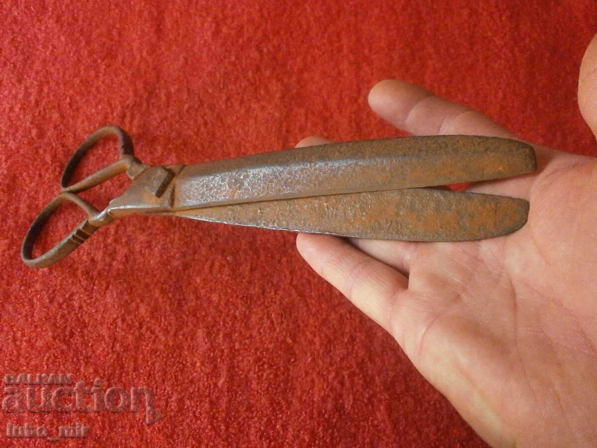 FOARFECĂ VECHE MARE FORJATĂ DATATĂ - 1852