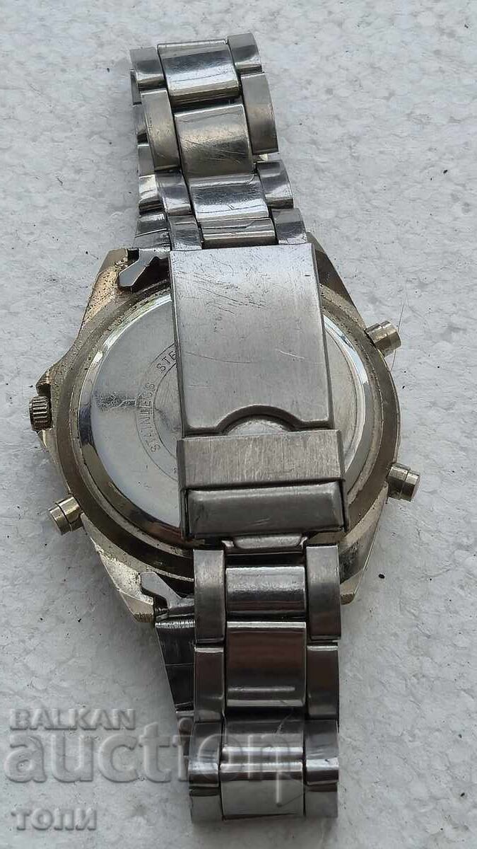 Auction  AMONA CHRONOGRAPH QUARTZ RARE I DON'T KNOW IF IT WORKS NO PRICE !!!+
