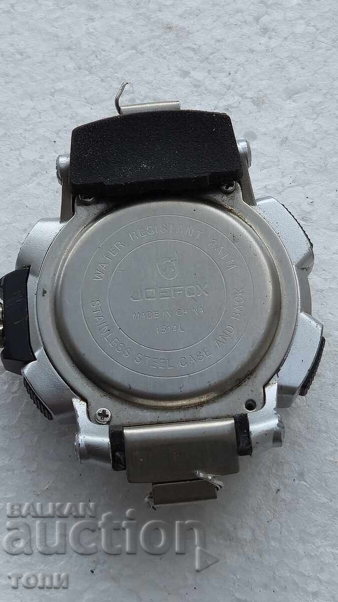 Доставка на JOEFOX CHRONOGRAPH QUARTZ РЯДЪК НЕ ЗНАМ ДАЛИ РАБОТИ БЗЦ