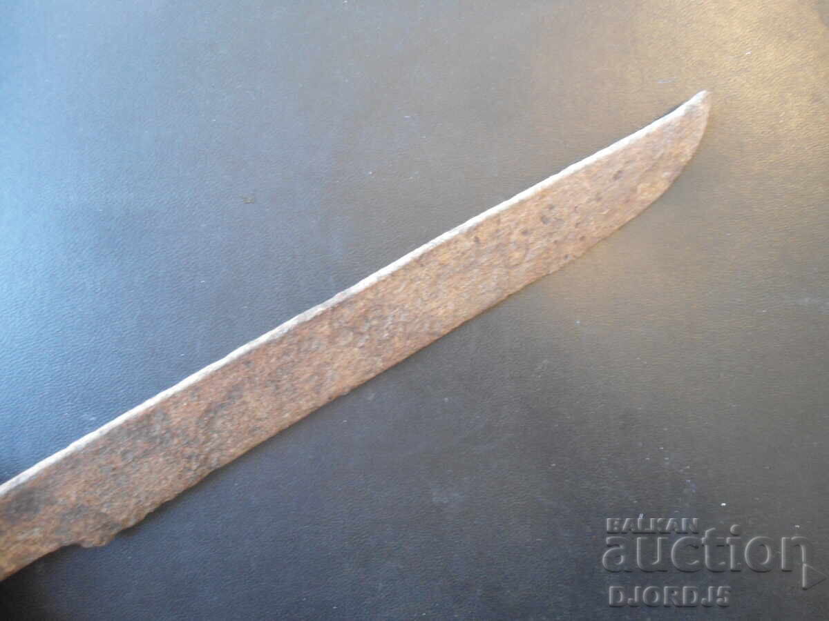 Аукцион Стар кован нож, острие