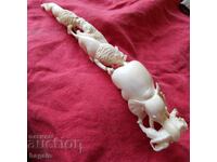 Бивник от слонова кост.