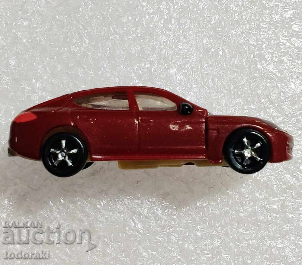 Kinder Surprise DC068 Porsche Panamera Car Porsche Kinder