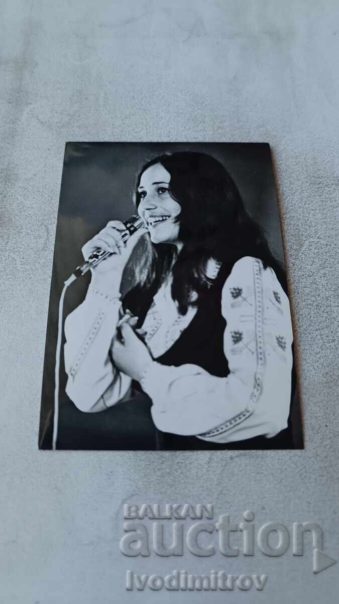Пощенска картичка Мария Нейкова Златният Орфей 1972