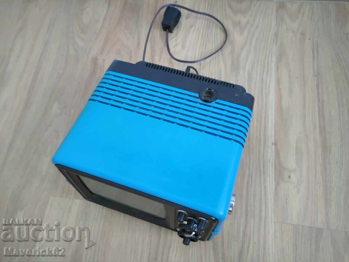 Mic televizor retro cu preț € 10.00 | 19.56 BGN
