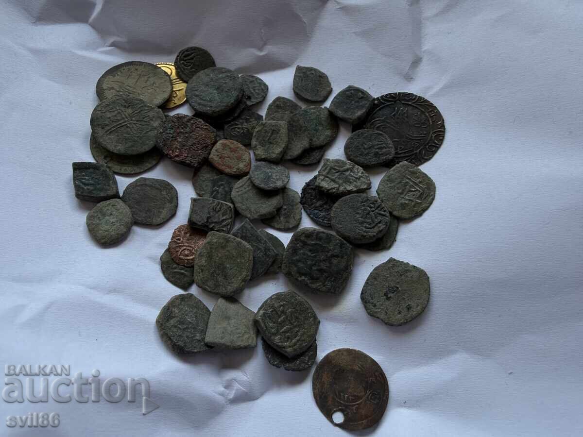 Lot de monede otomane de cupru cu preț € 6.50 | 12.71 BGN