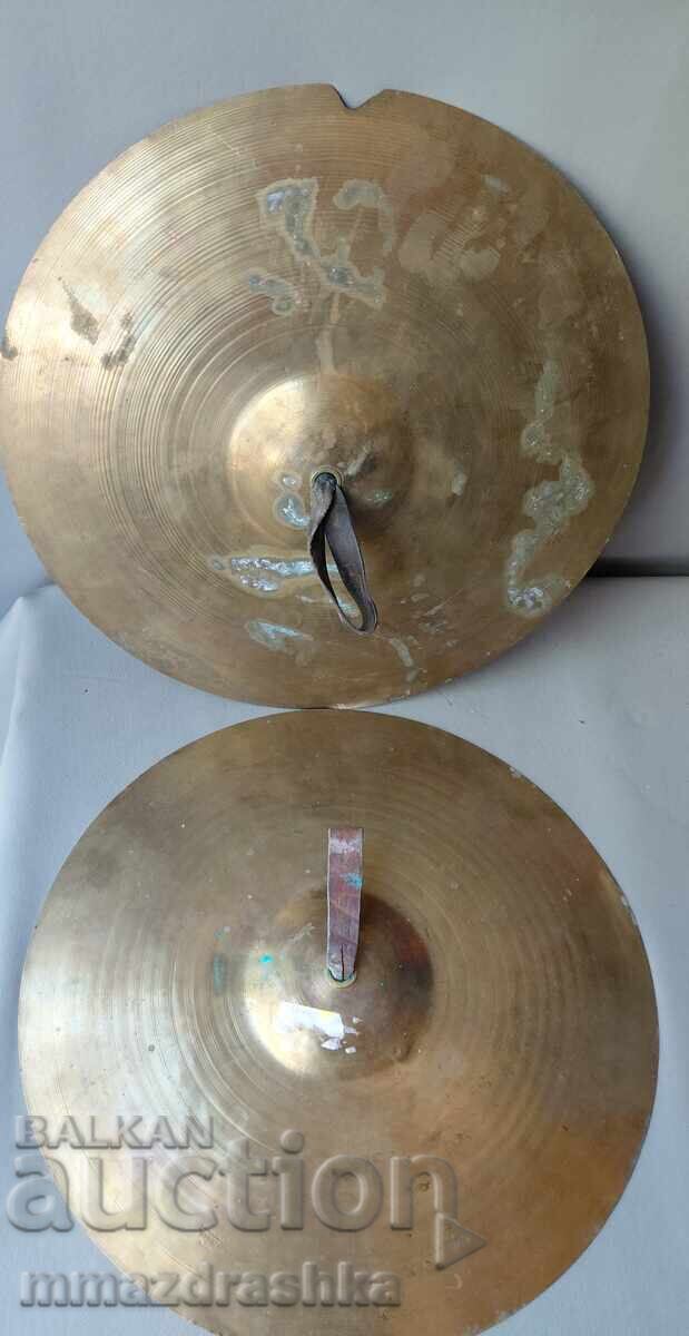 Drum cymbals