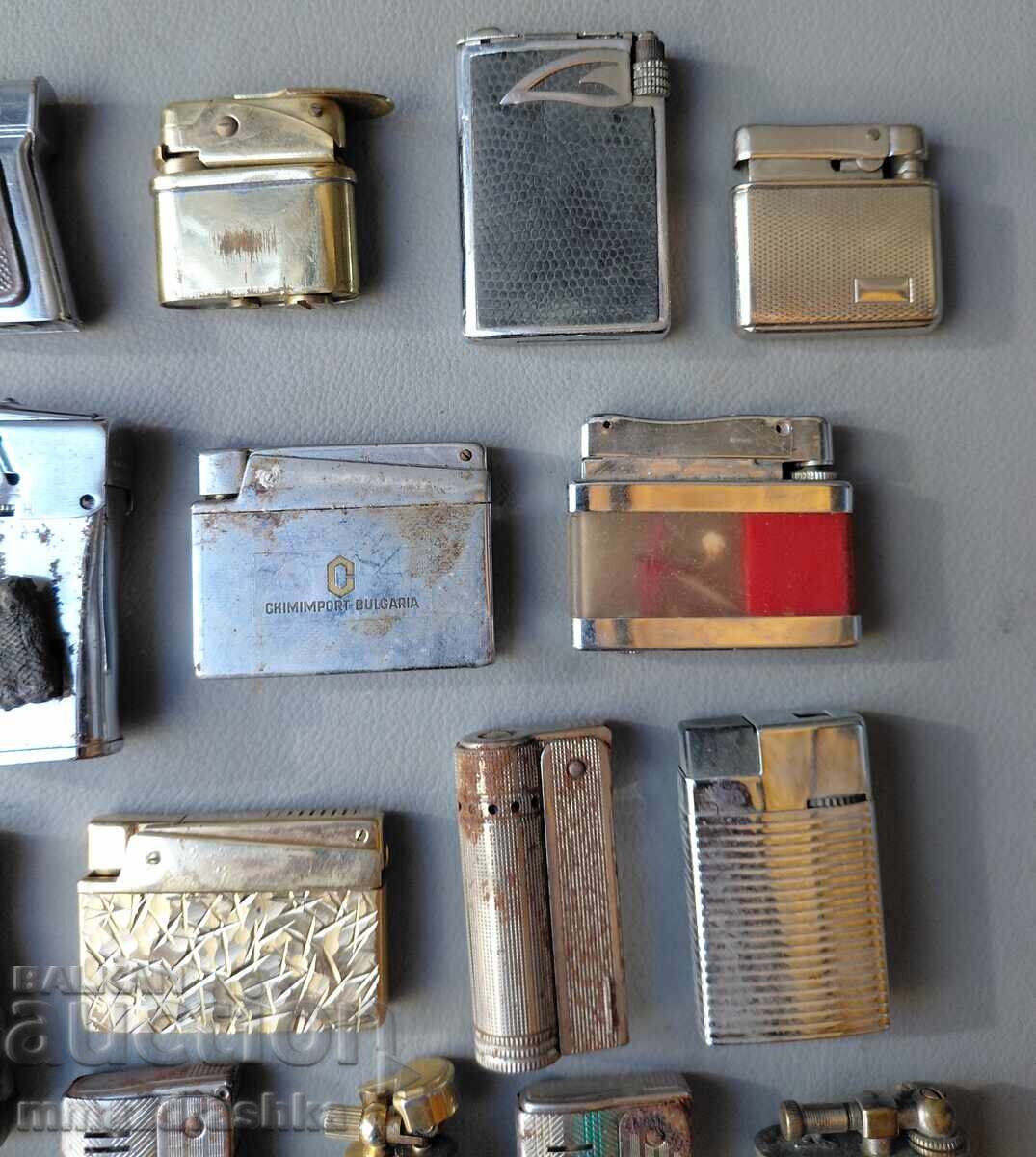 Auction  Large lot of vintage lighters