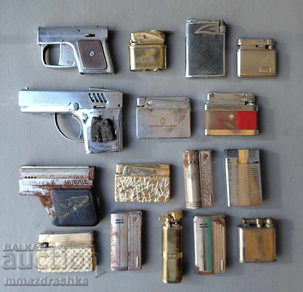 Large lot of vintage lighters