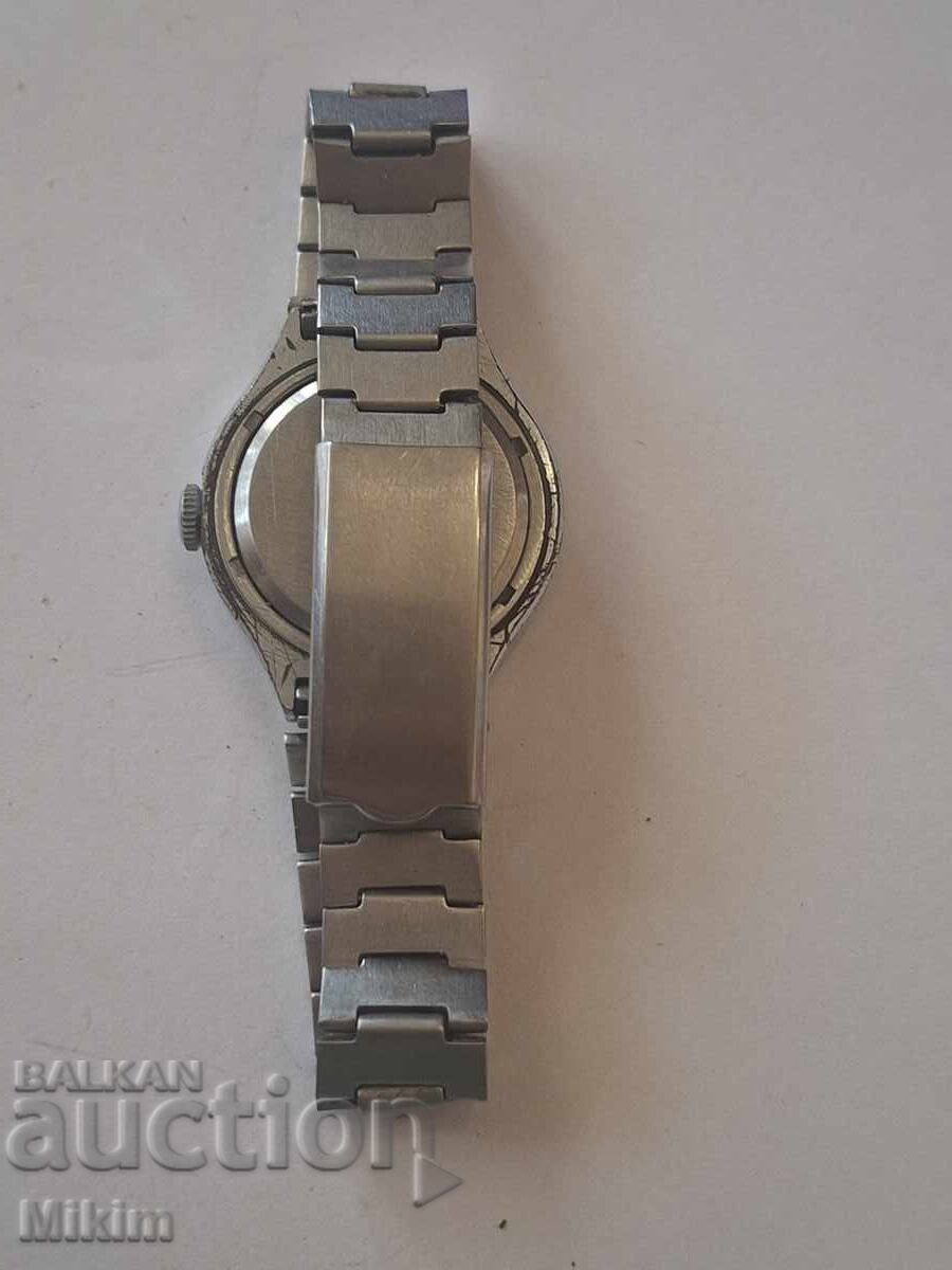 Delivery of Zarya clock