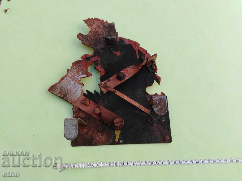 Licitație ȚINTĂ MECANICĂ RETRO DIN POLIGON DE TRAGERE DIN ANII '80, jucărie