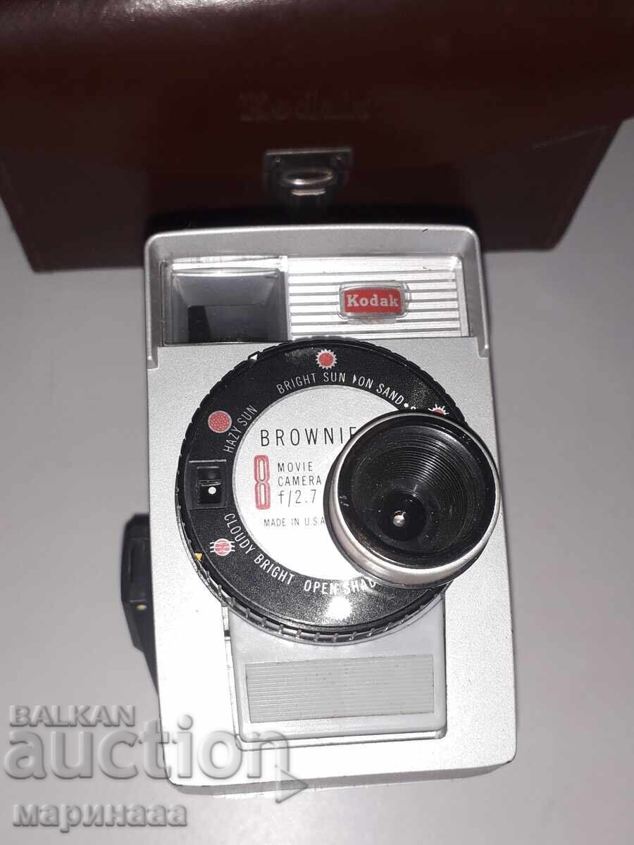 CAMERĂ VIDEO VINTAGE ''KODAK''. 8 MM. SUA cu preț € 8.00 | 15.65 BGN