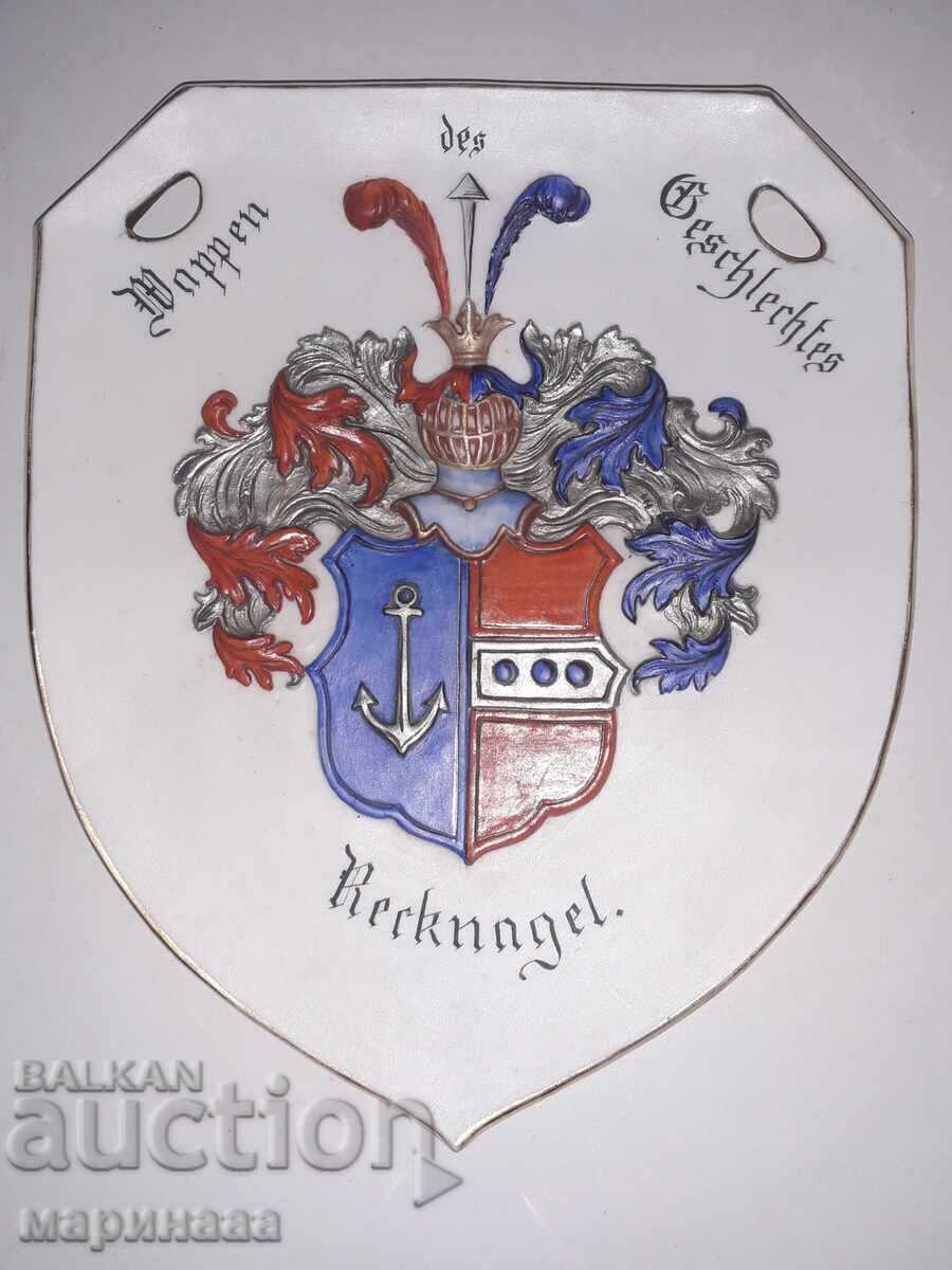 LARGE FAMILY COAT OF ARMS. SOLID BISQUE. GERMANY