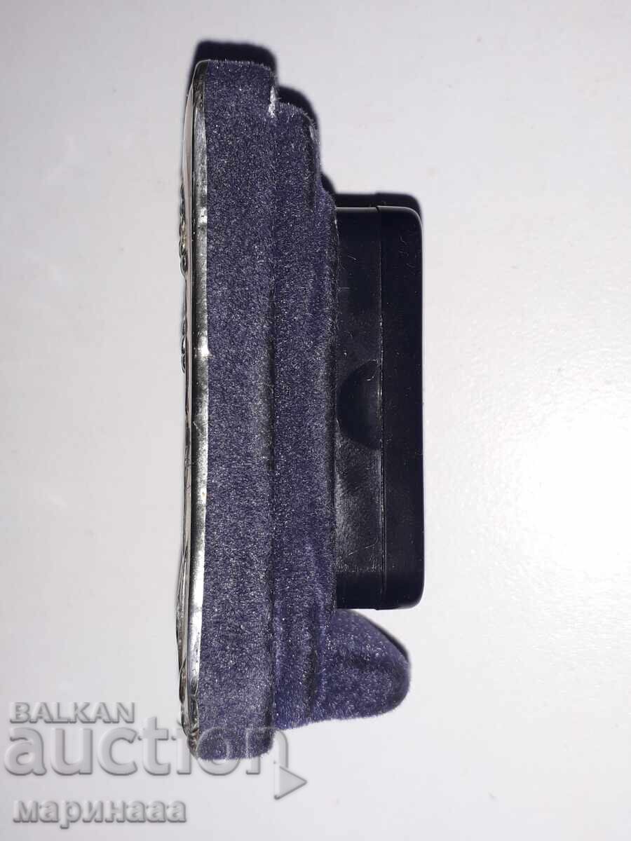 OLD CLOCK WITH SILVER FRAME - 5