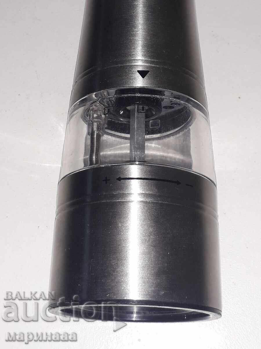 Παράδοση ΗΛΕΚΤΡΙΚΟΣ ΜΥΛΟΣ ''RUSSELL HOBBS'' ΜΕ LED