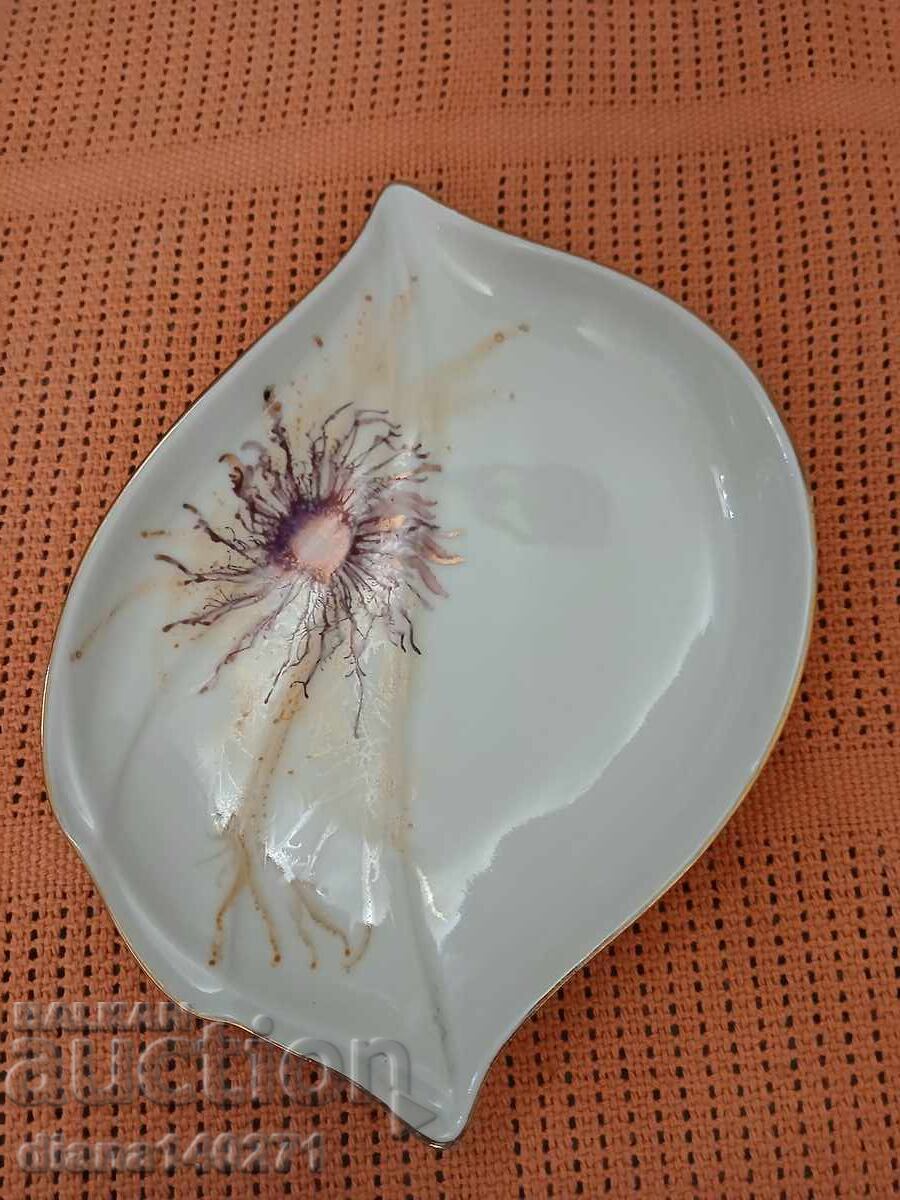 Small porcelain leaf-shaped hand-painted saucer