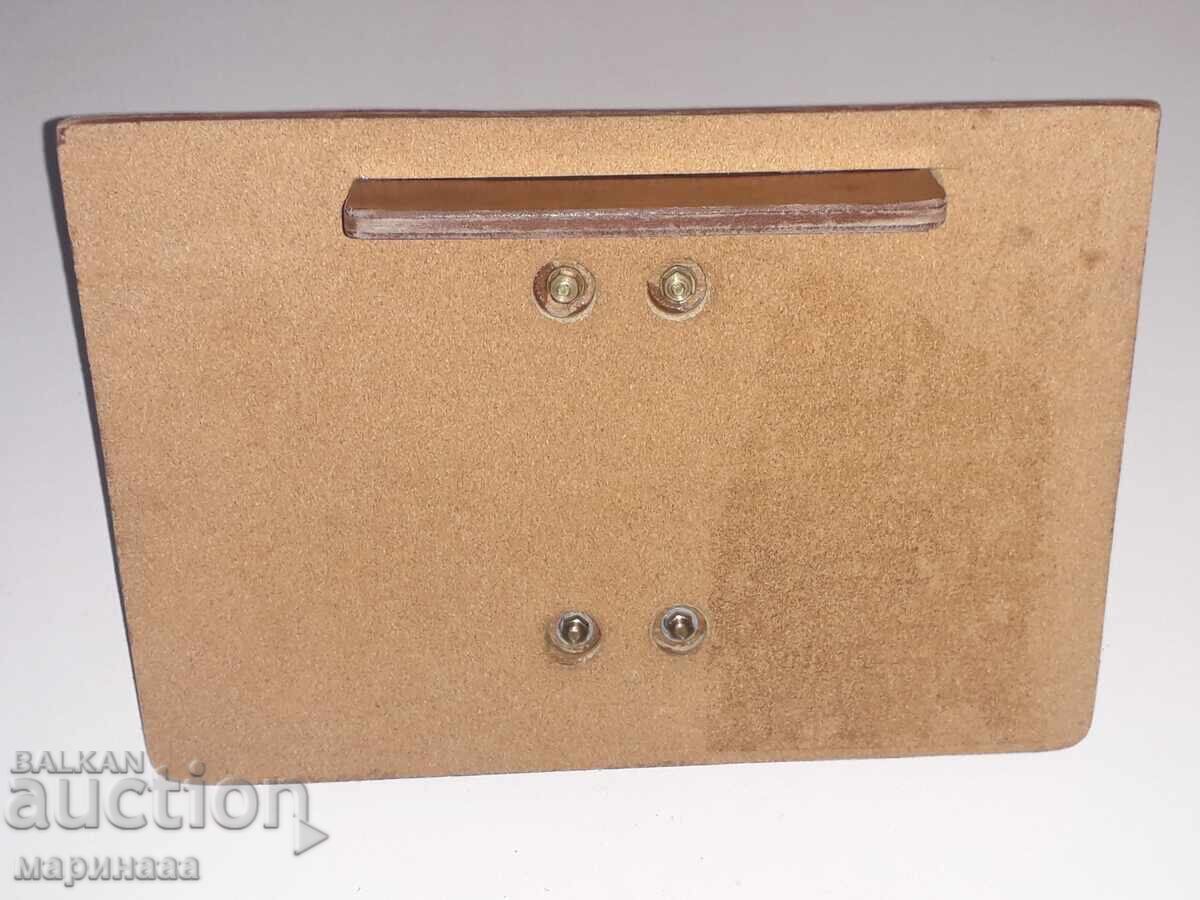 Auction  OLD DESK ORGANIZER