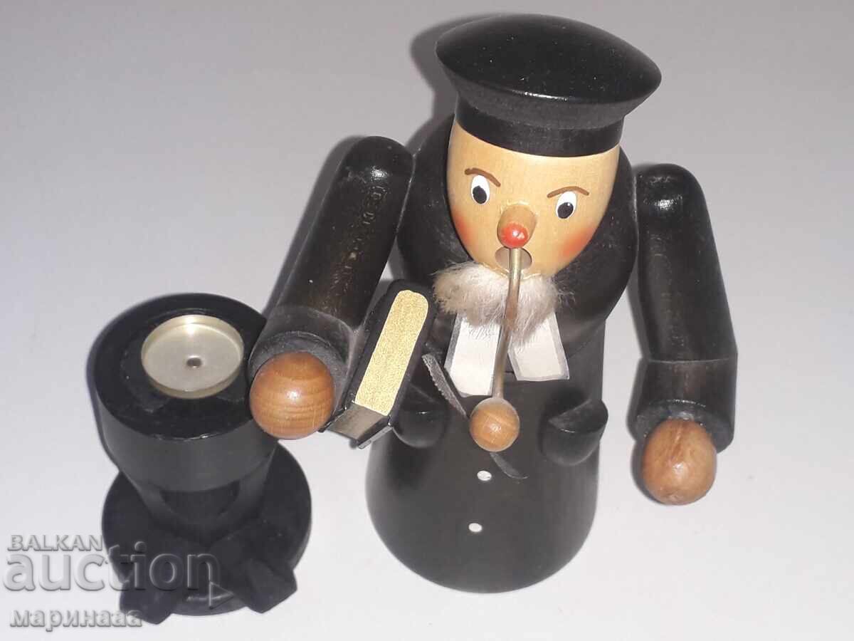 "SMOKER" FIGURINE. WOOD. GERMANY - 5