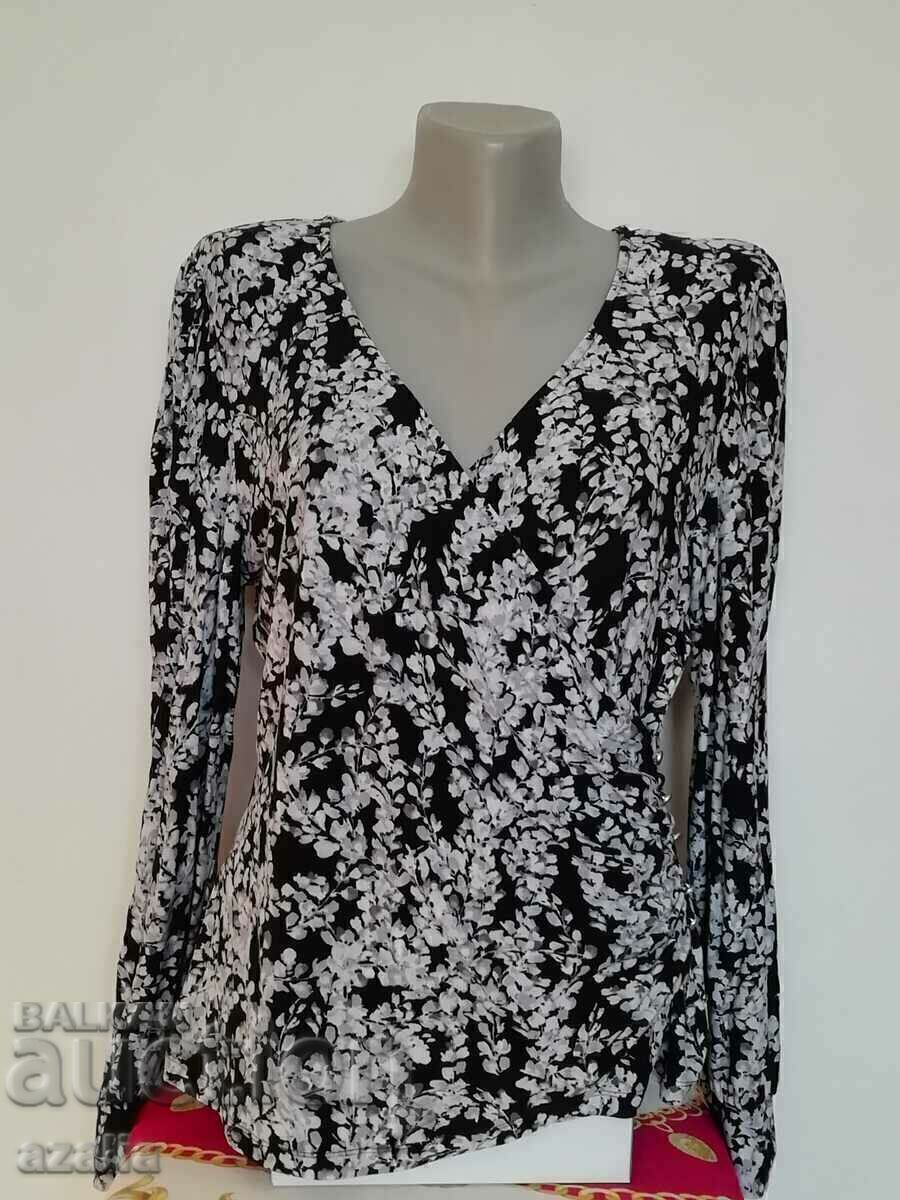 Color long sleeve blouse size M