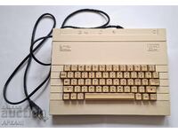 Οικιακός υπολογιστής Pravets 8D από το 1987. Λειτουργεί