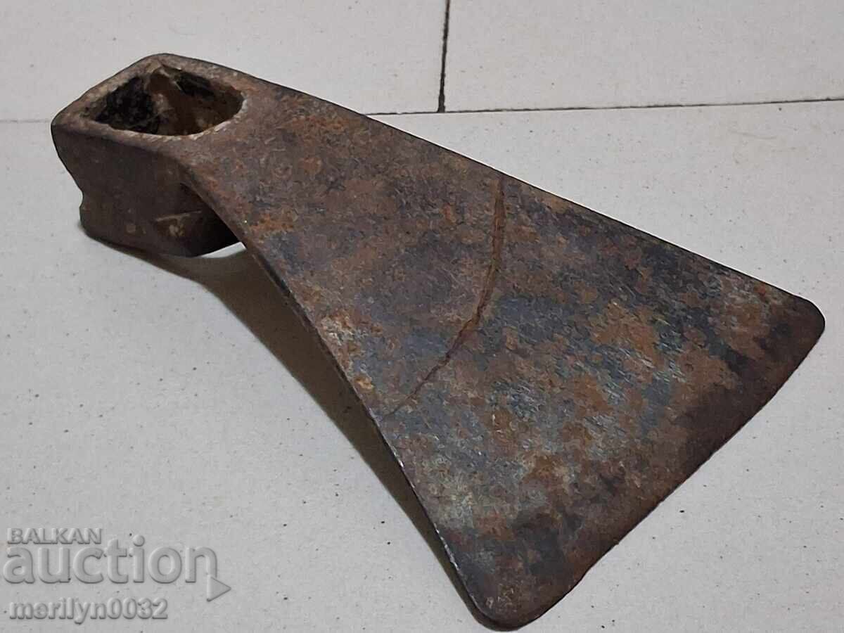 Σφυρήλατο πιρούνι, σκαπάνη, αγροτικό εργαλείο, σφυρήλατο σίδερο με τιμή € 19.99 | 39.10 BGN