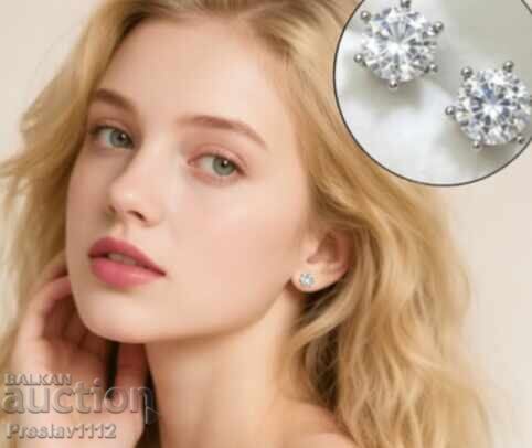 Аукцион Обици с Мойсанит 4мм