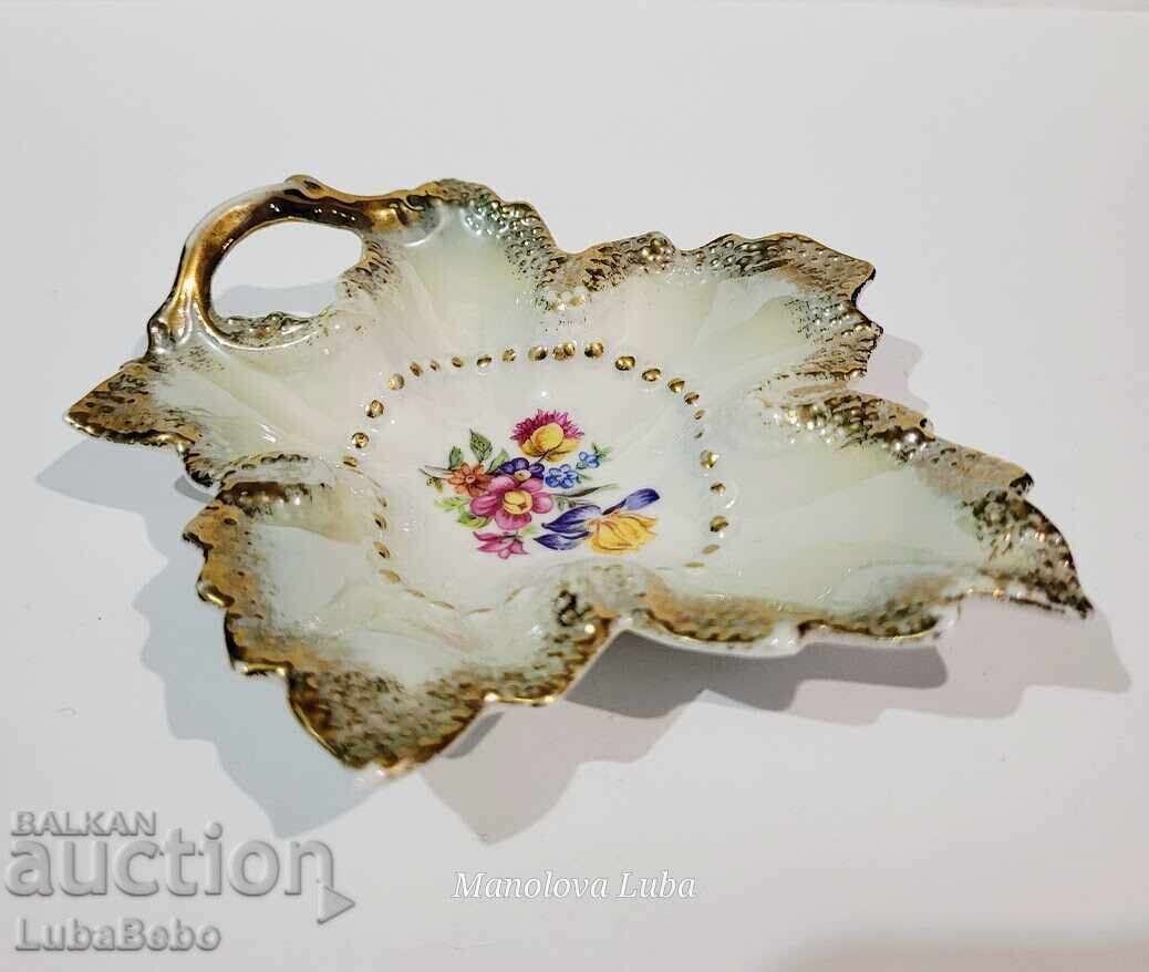 Баварска чинийка за дреболии (trinket dish)